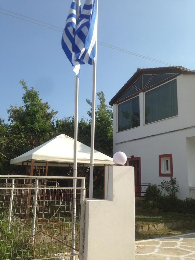 Hebes Studios Kávos المظهر الخارجي الصورة